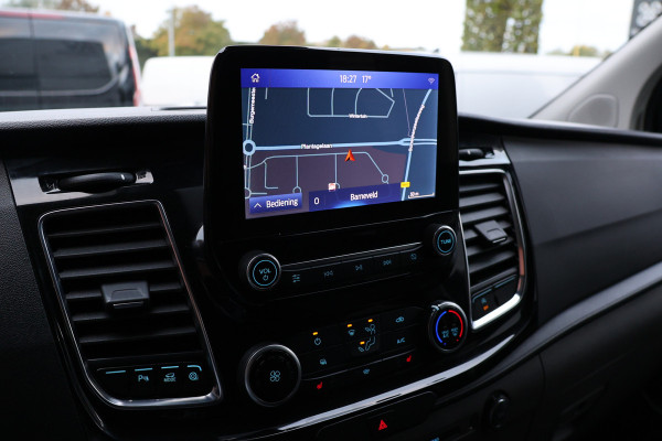 Ford Transit Custom 300 2.0 TDCI L2H1 170 PK Limited DC | B-Xenon | Blind Spot | CarPlay | Camera | Navigatie | Stoelverwarming | Trekhaak | L+R Schuifdeur | PDC V+A | MF Stuur | Dubbel cabine | 5-Zitter | Nieuwe APK | NAP Logisch Ford Transit Custom 300 2.0 TDCI L2H1 170 PK Limited DC | B-Xenon | Blind Spot | CarPlay | Camera | Navigatie | Stoelverwarming | Trekhaak | L+R Schuifdeur | PDC V+A | MF Stuur | Dubbel cabine | 5-Zitter | Nieuwe APK | NAP Logisch