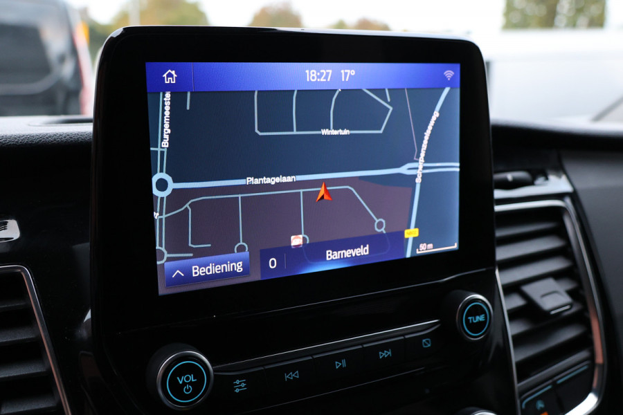 Ford Transit Custom 300 2.0 TDCI L2H1 170 PK Limited DC | B-Xenon | Blind Spot | CarPlay | Camera | Navigatie | Stoelverwarming | Trekhaak | L+R Schuifdeur | PDC V+A | MF Stuur | Dubbel cabine | 5-Zitter | Nieuwe APK | NAP Logisch Ford Transit Custom 300 2.0 TDCI L2H1 170 PK Limited DC | B-Xenon | Blind Spot | CarPlay | Camera | Navigatie | Stoelverwarming | Trekhaak | L+R Schuifdeur | PDC V+A | MF Stuur | Dubbel cabine | 5-Zitter | Nieuwe APK | NAP Logisch