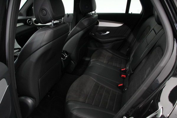 Mercedes-Benz GLC 300e 4MATIC Business Solution AMG | Navigatie | Camera | Climate control  | Lichtmetalen Velgen | DAB | Electrisch bedienbare achterklep | Rij assistent pakket | Extra Getint Glas Mercedes-Benz GLC 300e 4MATIC Business Solution AMG | Navigatie | Camera | Climate control  | Lichtmetalen Velgen | DAB | Electrisch bedienbare achterklep | Rij assistent pakket | Extra Getint Glas