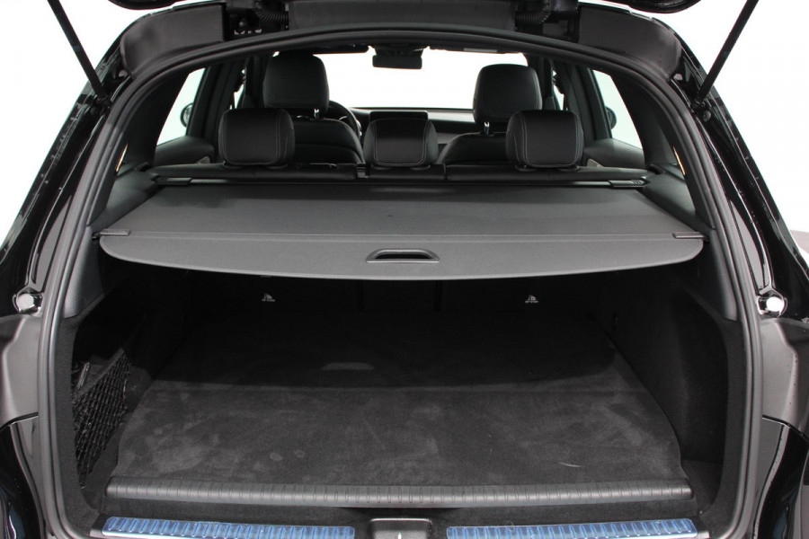 Mercedes-Benz GLC 300e 4MATIC Business Solution AMG | Navigatie | Camera | Climate control  | Lichtmetalen Velgen | DAB | Electrisch bedienbare achterklep | Rij assistent pakket | Extra Getint Glas Mercedes-Benz GLC 300e 4MATIC Business Solution AMG | Navigatie | Camera | Climate control  | Lichtmetalen Velgen | DAB | Electrisch bedienbare achterklep | Rij assistent pakket | Extra Getint Glas