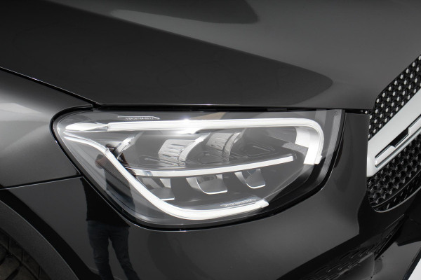 Mercedes-Benz GLC 300e 4MATIC Business Solution AMG | Navigatie | Camera | Climate control  | Lichtmetalen Velgen | DAB | Electrisch bedienbare achterklep | Rij assistent pakket | Extra Getint Glas Mercedes-Benz GLC 300e 4MATIC Business Solution AMG | Navigatie | Camera | Climate control  | Lichtmetalen Velgen | DAB | Electrisch bedienbare achterklep | Rij assistent pakket | Extra Getint Glas