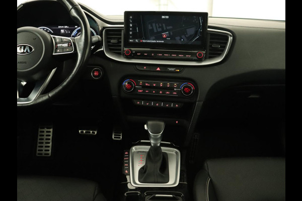Kia Ceed 1.6 DCT PHEV ExecutiveLine | Panoramadak | Trekhaak | Leder | Stoelventilatie | Carplay | Adaptive cruise | Camera | Stoel & stuurverwarming | Navigatie Kia Ceed 1.6 DCT PHEV ExecutiveLine | Panoramadak | Trekhaak | Leder | Stoelventilatie | Carplay | Adaptive cruise | Camera | Stoel & stuurverwarming | Navigatie