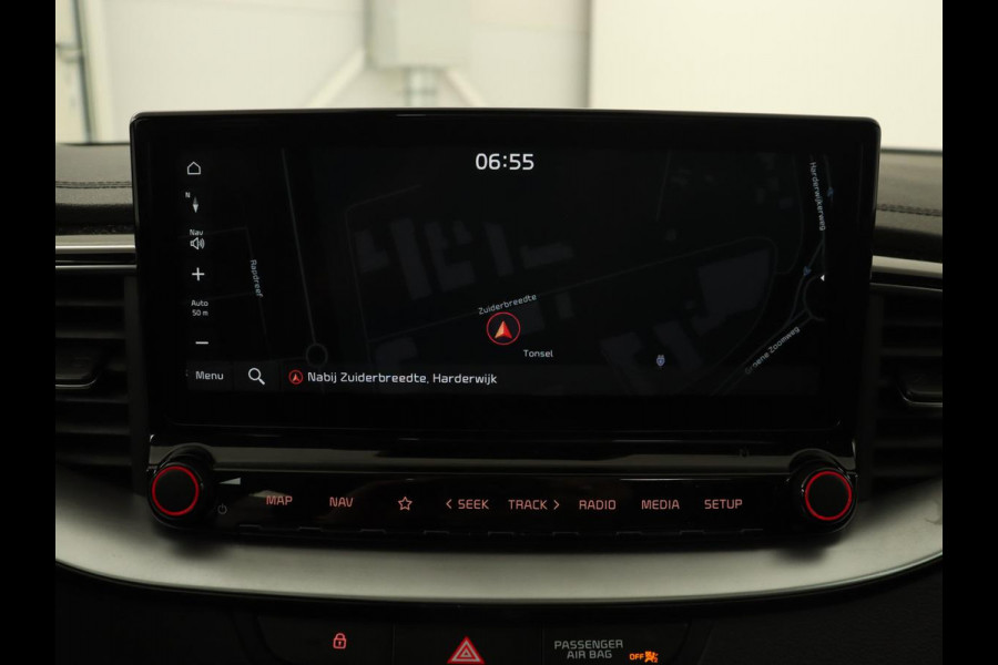 Kia Ceed 1.6 DCT PHEV ExecutiveLine | Panoramadak | Trekhaak | Leder | Stoelventilatie | Carplay | Adaptive cruise | Camera | Stoel & stuurverwarming | Navigatie Kia Ceed 1.6 DCT PHEV ExecutiveLine | Panoramadak | Trekhaak | Leder | Stoelventilatie | Carplay | Adaptive cruise | Camera | Stoel & stuurverwarming | Navigatie