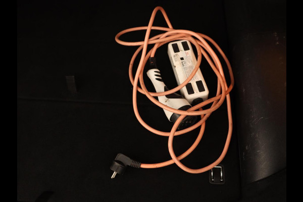 Kia Ceed 1.6 DCT PHEV ExecutiveLine | Panoramadak | Trekhaak | Leder | Stoelventilatie | Carplay | Adaptive cruise | Camera | Stoel & stuurverwarming | Navigatie Kia Ceed 1.6 DCT PHEV ExecutiveLine | Panoramadak | Trekhaak | Leder | Stoelventilatie | Carplay | Adaptive cruise | Camera | Stoel & stuurverwarming | Navigatie