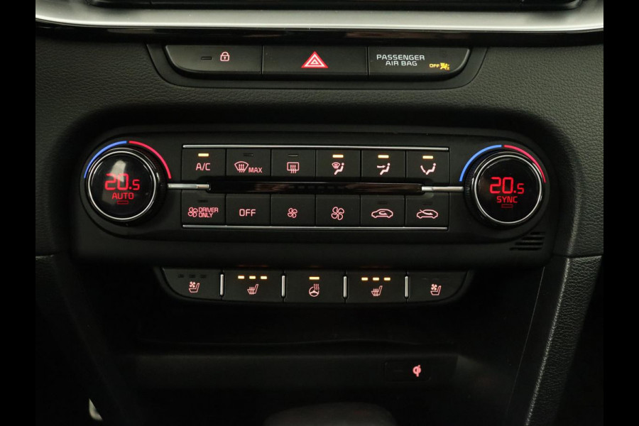 Kia Ceed 1.6 DCT PHEV ExecutiveLine | Panoramadak | Trekhaak | Leder | Stoelventilatie | Carplay | Adaptive cruise | Camera | Stoel & stuurverwarming | Navigatie Kia Ceed 1.6 DCT PHEV ExecutiveLine | Panoramadak | Trekhaak | Leder | Stoelventilatie | Carplay | Adaptive cruise | Camera | Stoel & stuurverwarming | Navigatie