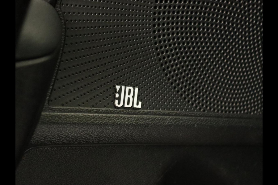 Kia Ceed 1.6 DCT PHEV ExecutiveLine | Panoramadak | Trekhaak | Leder | Stoelventilatie | Carplay | Adaptive cruise | Camera | Stoel & stuurverwarming | Navigatie Kia Ceed 1.6 DCT PHEV ExecutiveLine | Panoramadak | Trekhaak | Leder | Stoelventilatie | Carplay | Adaptive cruise | Camera | Stoel & stuurverwarming | Navigatie