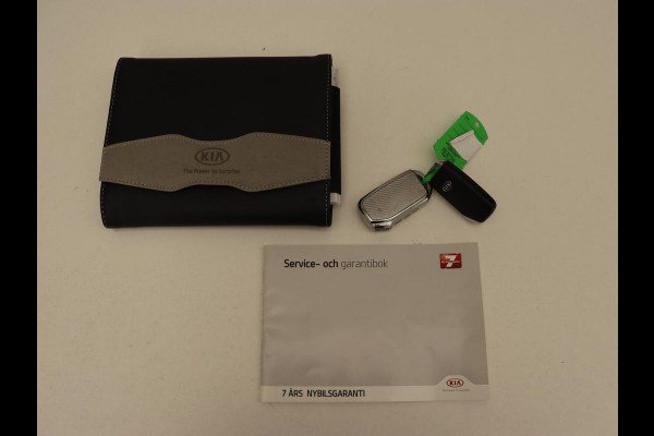 Kia Ceed 1.6 DCT PHEV ExecutiveLine | Panoramadak | Trekhaak | Leder | Stoelventilatie | Carplay | Adaptive cruise | Camera | Stoel & stuurverwarming | Navigatie Kia Ceed 1.6 DCT PHEV ExecutiveLine | Panoramadak | Trekhaak | Leder | Stoelventilatie | Carplay | Adaptive cruise | Camera | Stoel & stuurverwarming | Navigatie