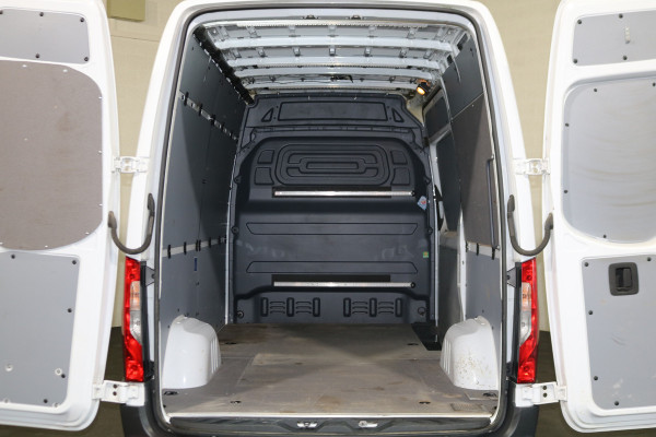 Mercedes-Benz Sprinter 319 3.0 V6 CDI L2 H2 Automaat Airco Navigatie Camera Mercedes-Benz Sprinter 319 3.0 V6 CDI L2 H2 Automaat Airco Navigatie Camera