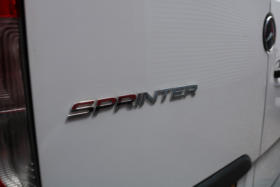 Mercedes-Benz Sprinter 319 3.0 V6 CDI L2 H2 Automaat Airco Navigatie Camera Mercedes-Benz Sprinter 319 3.0 V6 CDI L2 H2 Automaat Airco Navigatie Camera