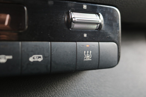 Mercedes-Benz Sprinter 319 3.0 V6 CDI L2 H2 Automaat Airco Navigatie Camera Mercedes-Benz Sprinter 319 3.0 V6 CDI L2 H2 Automaat Airco Navigatie Camera