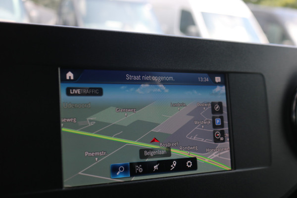 Mercedes-Benz Sprinter 319 3.0 V6 CDI L2 H2 Automaat Airco Navigatie Camera Mercedes-Benz Sprinter 319 3.0 V6 CDI L2 H2 Automaat Airco Navigatie Camera