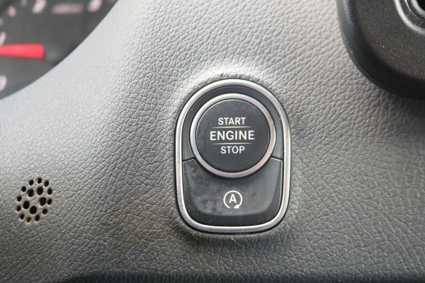 Mercedes-Benz Sprinter 319 3.0 V6 CDI L2 H2 Automaat Airco Navigatie Camera Mercedes-Benz Sprinter 319 3.0 V6 CDI L2 H2 Automaat Airco Navigatie Camera