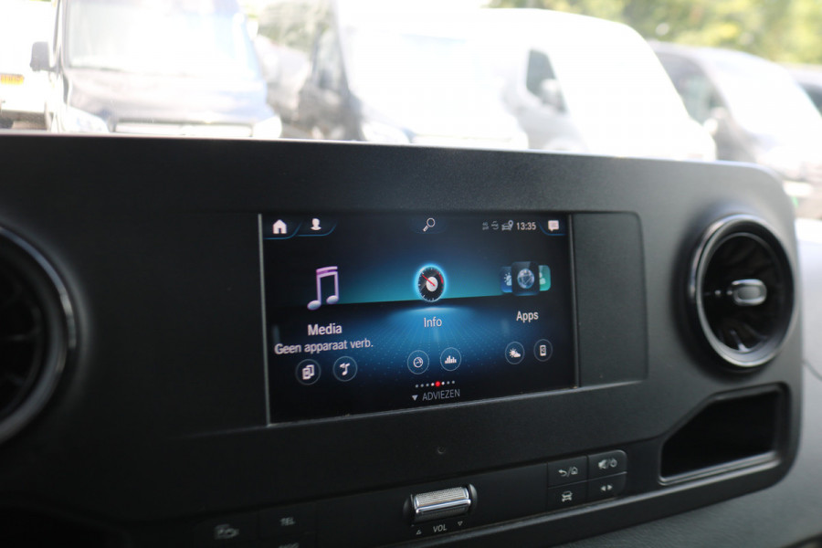 Mercedes-Benz Sprinter 319 3.0 V6 CDI L2 H2 Automaat Airco Navigatie Camera Mercedes-Benz Sprinter 319 3.0 V6 CDI L2 H2 Automaat Airco Navigatie Camera