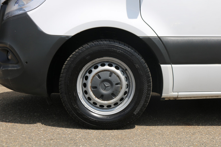 Mercedes-Benz Sprinter 319 3.0 V6 CDI L2 H2 Automaat Airco Navigatie Camera Mercedes-Benz Sprinter 319 3.0 V6 CDI L2 H2 Automaat Airco Navigatie Camera