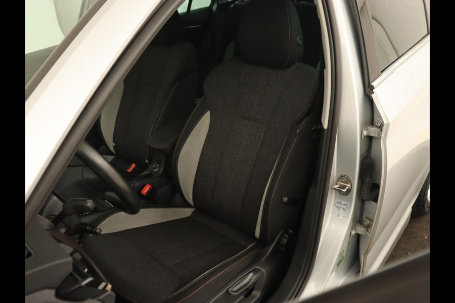 Škoda Kamiq 1.0 TSI Business Edition | Automaat | Stoelverwarming | Trekhaak | Adaptive cruise | Carplay | Virtual Cockpit | Climate control