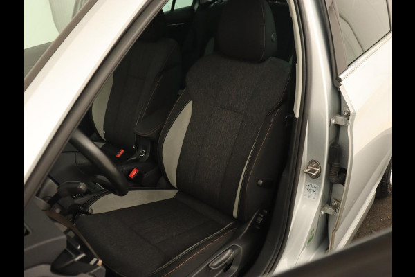 Škoda Kamiq 1.0 TSI Business Edition | Automaat | Stoelverwarming | Trekhaak | Adaptive cruise | Carplay | Virtual Cockpit | Climate control