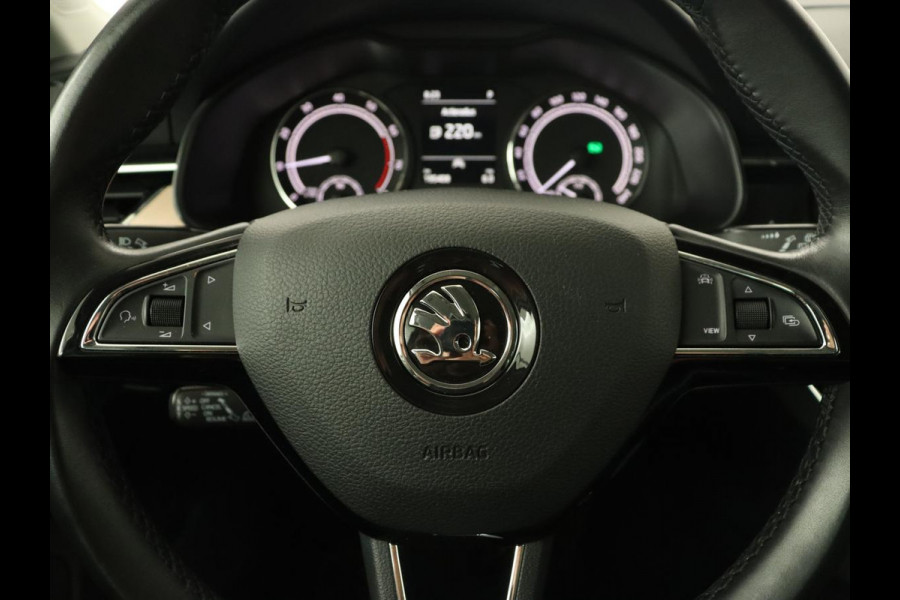 Škoda Kamiq 1.0 TSI Business Edition | Automaat | Stoelverwarming | Trekhaak | Adaptive cruise | Carplay | Virtual Cockpit | Climate control
