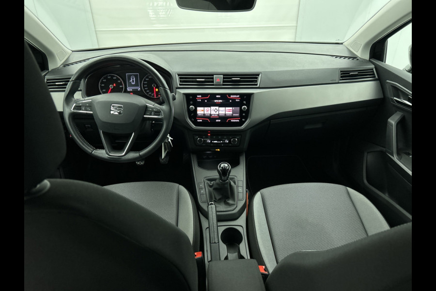 Seat Ibiza 1.0 TSI Style Business Intense (CAMERA, CARPLAY, 1e EIGENAAR, GOED ONDERHOUDEN)