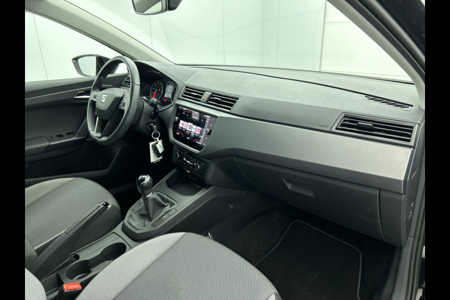 Seat Ibiza 1.0 TSI Style Business Intense (CAMERA, CARPLAY, 1e EIGENAAR, GOED ONDERHOUDEN)