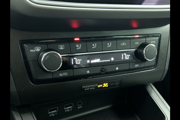 Seat Ibiza 1.0 TSI Style Business Intense (CAMERA, CARPLAY, 1e EIGENAAR, GOED ONDERHOUDEN)
