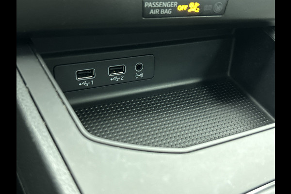 Seat Ibiza 1.0 TSI Style Business Intense (CAMERA, CARPLAY, 1e EIGENAAR, GOED ONDERHOUDEN)
