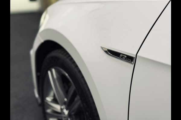 Volkswagen GOLF Variant 1.5 TSI Highline R-Line 2x | Panorama | Camera | Virtual