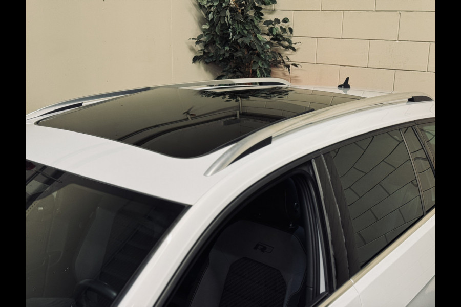 Volkswagen GOLF Variant 1.5 TSI Highline R-Line 2x | Panorama | Camera | Virtual