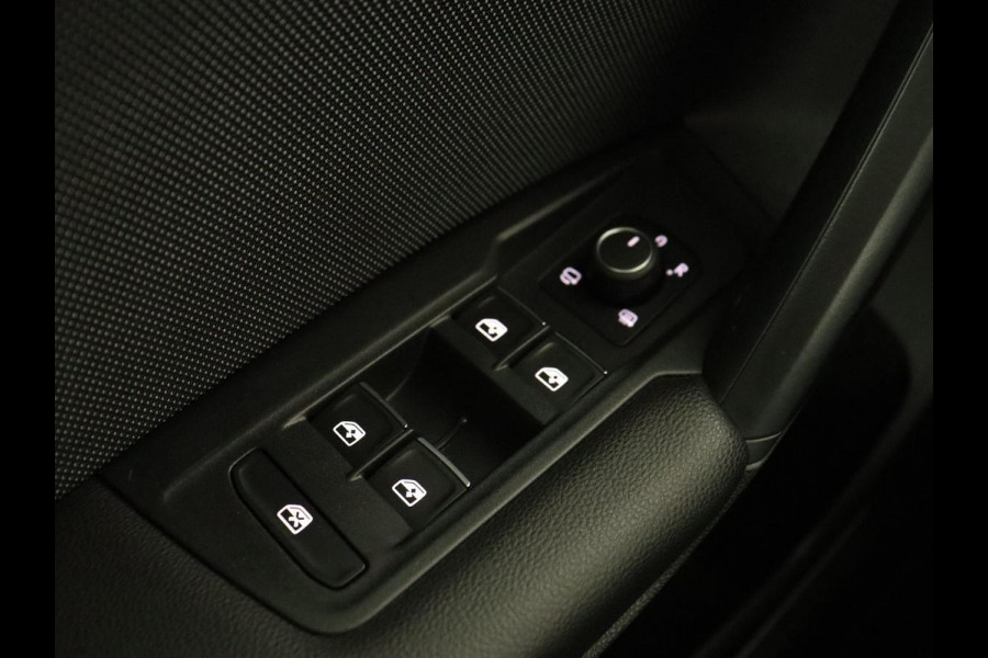 Seat Tarraco 1.5 TSI FR | Trekhaak | Carplay | Camera | Adaptive cruise | Trekhaak | Navigatie | Memory | Full LED | Sfeerverlichting | Keyless | Park Assist | 20'' lichtmetalen velgen Seat Tarraco 1.5 TSI FR | Trekhaak | Carplay | Camera | Adaptive cruise | Trekhaak | Navigatie | Memory | Full LED | Sfeerverlichting | Keyless | Park Assist | 20'' lichtmetalen velgen