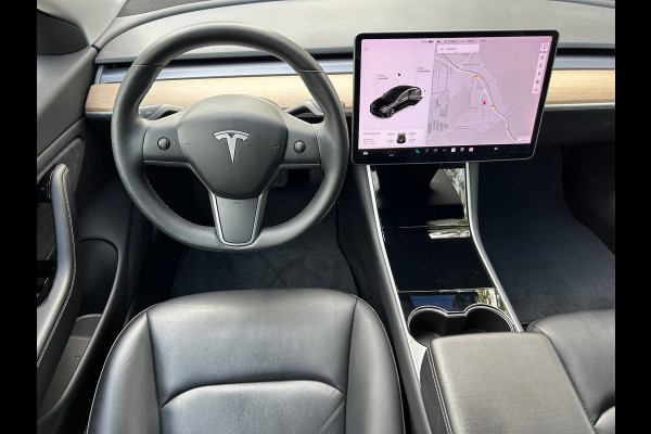Tesla Model 3 Standard RWD Plus 60 kWh Trekhaak (1.000kg) SOH 86% Rijklaarprijs!
