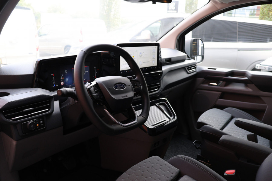 Ford Transit Custom 320 2.0 TDCI 170PK L2H1 DC LIMITED | 360 Camera | ACC | Blind Spot | Navigatie | Camera | CarPlay | Lane Assist | Elek. Trekhaak | 5-Zitter | Dubbel Cabine | MODELJAAR 2025 | BPM VRIJ | Verlengde fabrieksgarantie tot 12-2029 | Dubbel Cabine Ford Transit Custom 320 2.0 TDCI 170PK L2H1 DC LIMITED | 360 Camera | ACC | Blind Spot | Navigatie | Camera | CarPlay | Lane Assist | Elek. Trekhaak | 5-Zitter | Dubbel Cabine | MODELJAAR 2025 | BPM VRIJ | Verlengde fabrieksgarantie tot 12-2029 | Dubbel Cabine