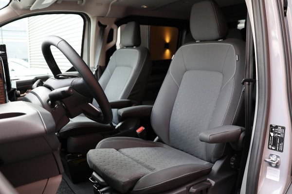 Ford Transit Custom 320 2.0 TDCI 170PK L2H1 DC LIMITED | 360 Camera | ACC | Blind Spot | Navigatie | Camera | CarPlay | Lane Assist | Elek. Trekhaak | 5-Zitter | Dubbel Cabine | MODELJAAR 2025 | BPM VRIJ | Verlengde fabrieksgarantie tot 12-2029 | Dubbel Cabine Ford Transit Custom 320 2.0 TDCI 170PK L2H1 DC LIMITED | 360 Camera | ACC | Blind Spot | Navigatie | Camera | CarPlay | Lane Assist | Elek. Trekhaak | 5-Zitter | Dubbel Cabine | MODELJAAR 2025 | BPM VRIJ | Verlengde fabrieksgarantie tot 12-2029 | Dubbel Cabine