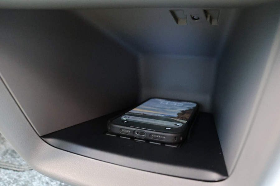 Ford Transit Custom 320 2.0 TDCI 170PK L2H1 DC LIMITED | 360 Camera | ACC | Blind Spot | Navigatie | Camera | CarPlay | Lane Assist | Elek. Trekhaak | 5-Zitter | Dubbel Cabine | MODELJAAR 2025 | BPM VRIJ | Verlengde fabrieksgarantie tot 12-2029 | Dubbel Cabine Ford Transit Custom 320 2.0 TDCI 170PK L2H1 DC LIMITED | 360 Camera | ACC | Blind Spot | Navigatie | Camera | CarPlay | Lane Assist | Elek. Trekhaak | 5-Zitter | Dubbel Cabine | MODELJAAR 2025 | BPM VRIJ | Verlengde fabrieksgarantie tot 12-2029 | Dubbel Cabine