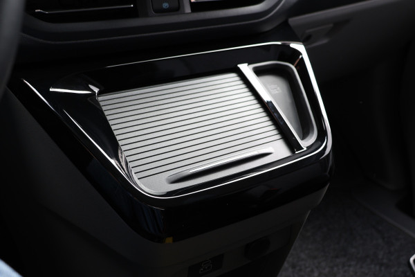 Ford Transit Custom 320 2.0 TDCI 170PK L2H1 DC LIMITED | 360 Camera | ACC | Blind Spot | Navigatie | Camera | CarPlay | Lane Assist | Elek. Trekhaak | 5-Zitter | Dubbel Cabine | MODELJAAR 2025 | BPM VRIJ | Verlengde fabrieksgarantie tot 12-2029 | Dubbel Cabine Ford Transit Custom 320 2.0 TDCI 170PK L2H1 DC LIMITED | 360 Camera | ACC | Blind Spot | Navigatie | Camera | CarPlay | Lane Assist | Elek. Trekhaak | 5-Zitter | Dubbel Cabine | MODELJAAR 2025 | BPM VRIJ | Verlengde fabrieksgarantie tot 12-2029 | Dubbel Cabine