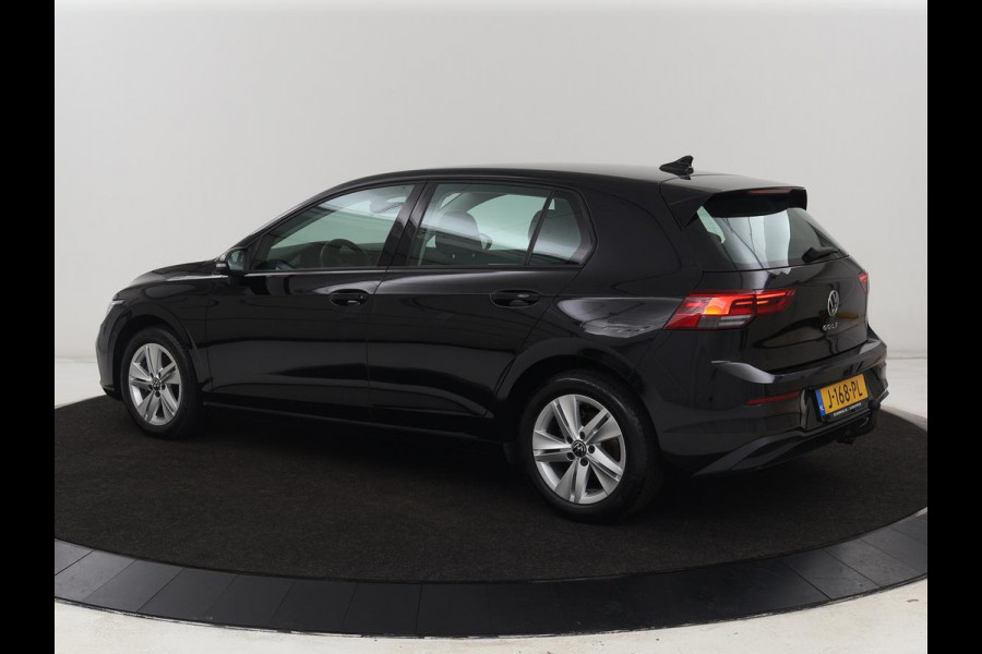 Volkswagen Golf 1.0 TSI | Carplay | Trekhaak | Full LED | Climate control | Digital Cockpit | Speedlimiter | Bluetooth | Lichtsensor