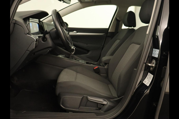 Volkswagen Golf 1.0 TSI | Carplay | Trekhaak | Full LED | Climate control | Digital Cockpit | Speedlimiter | Bluetooth | Lichtsensor