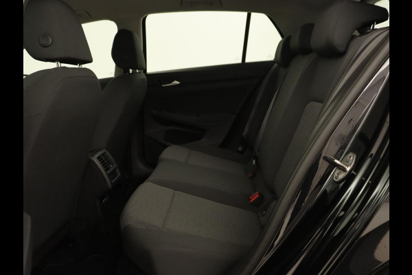 Volkswagen Golf 1.0 TSI | Carplay | Trekhaak | Full LED | Climate control | Digital Cockpit | Speedlimiter | Bluetooth | Lichtsensor