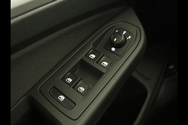 Volkswagen Golf 1.0 TSI | Carplay | Trekhaak | Full LED | Climate control | Digital Cockpit | Speedlimiter | Bluetooth | Lichtsensor