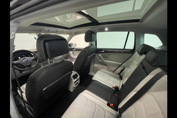 Volkswagen Tiguan 1.5 TSI 150pk DSG R-Line Platinum Panoramadak Navigatie Apple Carplay/Android Auto Camera Parkeersensoren Adaptive Cruise Control Leder Memory stoelen Stoelverwarming Elektrische achterklep Climate Control Virtual Cockpit