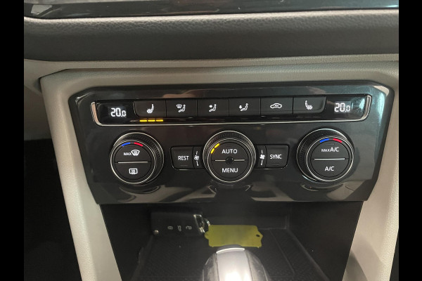 Volkswagen Tiguan 1.5 TSI 150pk DSG R-Line Platinum Panoramadak Navigatie Apple Carplay/Android Auto Camera Parkeersensoren Adaptive Cruise Control Leder Memory stoelen Stoelverwarming Elektrische achterklep Climate Control Virtual Cockpit