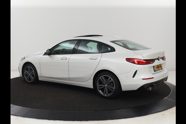 BMW 2 Serie 218i High Executive | Panoramadak | Sport Line | Leder | Harman/Kardon | Adaptive cruise | Stuurverwarming | Carplay | Camera | Navigatie | Full LED | Park Assist | Sportstoelen | Live Cockpit BMW 2 Serie 218i High Executive | Panoramadak | Sport Line | Leder | Harman/Kardon | Adaptive cruise | Stuurverwarming | Carplay | Camera | Navigatie | Full LED | Park Assist | Sportstoelen | Live Cockpit