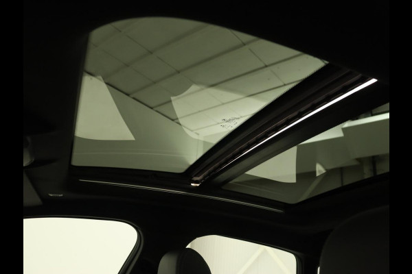 BMW 2 Serie 218i High Executive | Panoramadak | Sport Line | Leder | Harman/Kardon | Adaptive cruise | Stuurverwarming | Carplay | Camera | Navigatie | Full LED | Park Assist | Sportstoelen | Live Cockpit BMW 2 Serie 218i High Executive | Panoramadak | Sport Line | Leder | Harman/Kardon | Adaptive cruise | Stuurverwarming | Carplay | Camera | Navigatie | Full LED | Park Assist | Sportstoelen | Live Cockpit