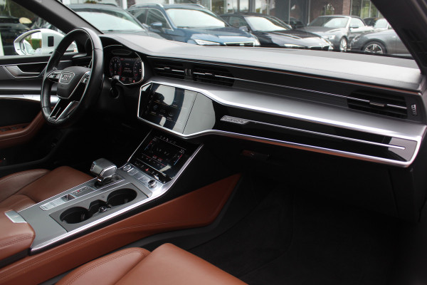 Audi A6 Allroad quattro 55 TFSI Pro Line Plus / Trekhaak / Panoramadak / Camera / Leder / Keyless / 20'' / CarPlay / B&O / Stuurverwarming / Dodehoek / DAB / ACC / Stoelverwarming / Zonnescherm zijruiten
