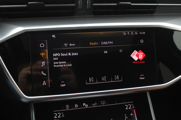 Audi A6 Allroad quattro 55 TFSI Pro Line Plus / Trekhaak / Panoramadak / Camera / Leder / Keyless / 20'' / CarPlay / B&O / Stuurverwarming / Dodehoek / DAB / ACC / Stoelverwarming / Zonnescherm zijruiten