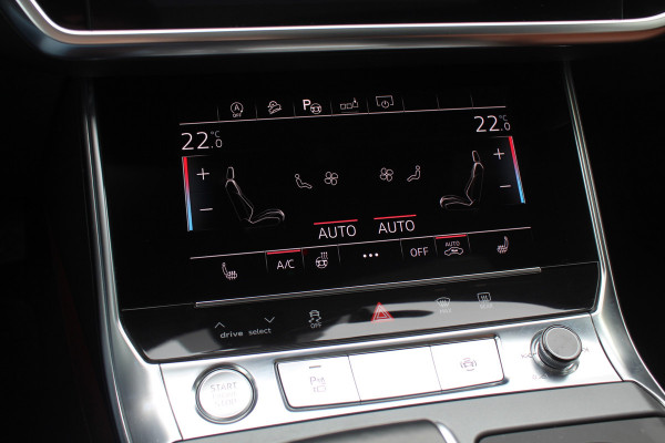 Audi A6 Allroad quattro 55 TFSI Pro Line Plus / Trekhaak / Panoramadak / Camera / Leder / Keyless / 20'' / CarPlay / B&O / Stuurverwarming / Dodehoek / DAB / ACC / Stoelverwarming / Zonnescherm zijruiten