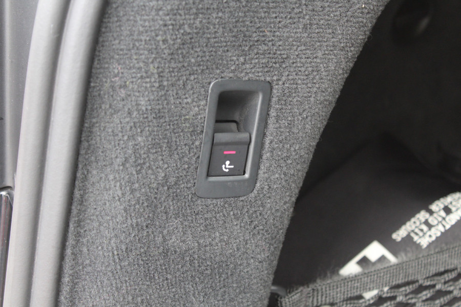 Audi A6 Allroad quattro 55 TFSI Pro Line Plus / Trekhaak / Panoramadak / Camera / Leder / Keyless / 20'' / CarPlay / B&O / Stuurverwarming / Dodehoek / DAB / ACC / Stoelverwarming / Zonnescherm zijruiten