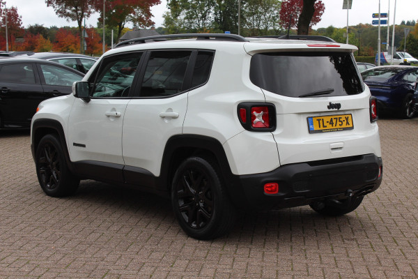 Jeep Renegade 1.4 MultiAir Limited / Trekhaak / Navigatie / CarPlay / 17'' / Parkeerhulp V+A / DAB / ACC Jeep Renegade 1.4 MultiAir Limited / Trekhaak / Navigatie / CarPlay / 17'' / Parkeerhulp V+A / DAB / ACC