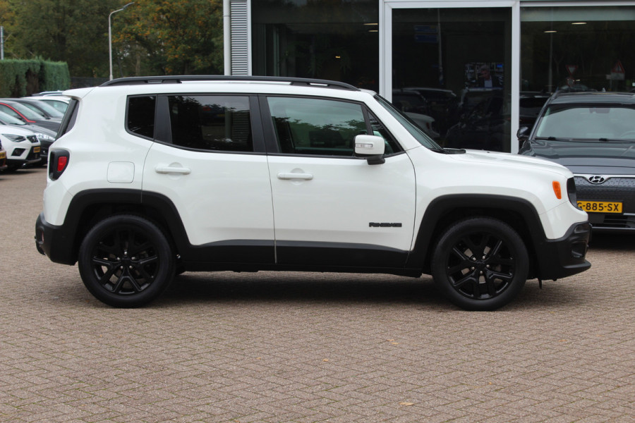 Jeep Renegade 1.4 MultiAir Limited / Trekhaak / Navigatie / CarPlay / 17'' / Parkeerhulp V+A / DAB / ACC Jeep Renegade 1.4 MultiAir Limited / Trekhaak / Navigatie / CarPlay / 17'' / Parkeerhulp V+A / DAB / ACC