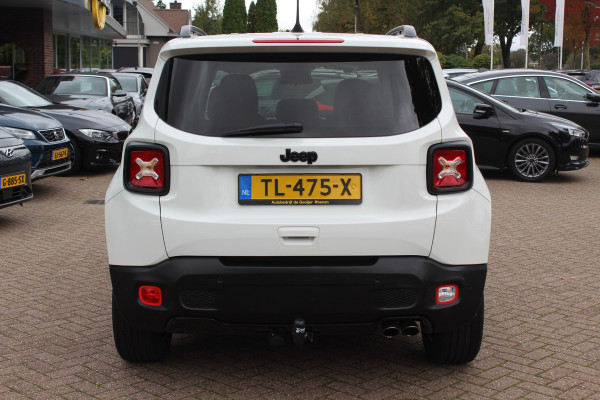 Jeep Renegade 1.4 MultiAir Limited / Trekhaak / Navigatie / CarPlay / 17'' / Parkeerhulp V+A / DAB / ACC Jeep Renegade 1.4 MultiAir Limited / Trekhaak / Navigatie / CarPlay / 17'' / Parkeerhulp V+A / DAB / ACC