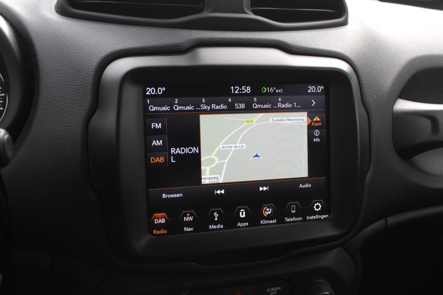 Jeep Renegade 1.4 MultiAir Limited / Trekhaak / Navigatie / CarPlay / 17'' / Parkeerhulp V+A / DAB / ACC Jeep Renegade 1.4 MultiAir Limited / Trekhaak / Navigatie / CarPlay / 17'' / Parkeerhulp V+A / DAB / ACC