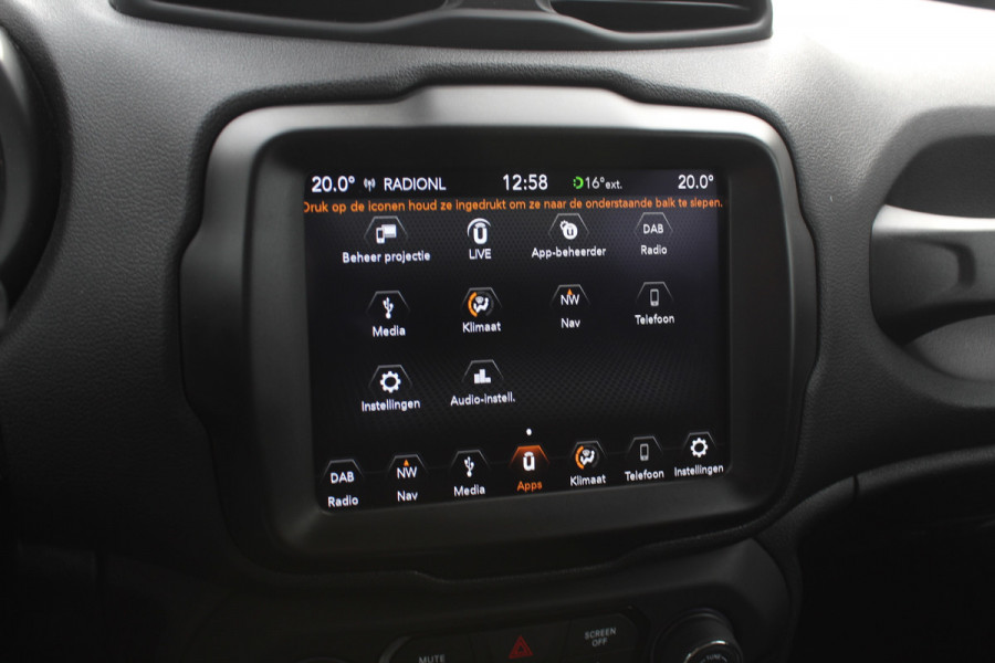 Jeep Renegade 1.4 MultiAir Limited / Trekhaak / Navigatie / CarPlay / 17'' / Parkeerhulp V+A / DAB / ACC Jeep Renegade 1.4 MultiAir Limited / Trekhaak / Navigatie / CarPlay / 17'' / Parkeerhulp V+A / DAB / ACC